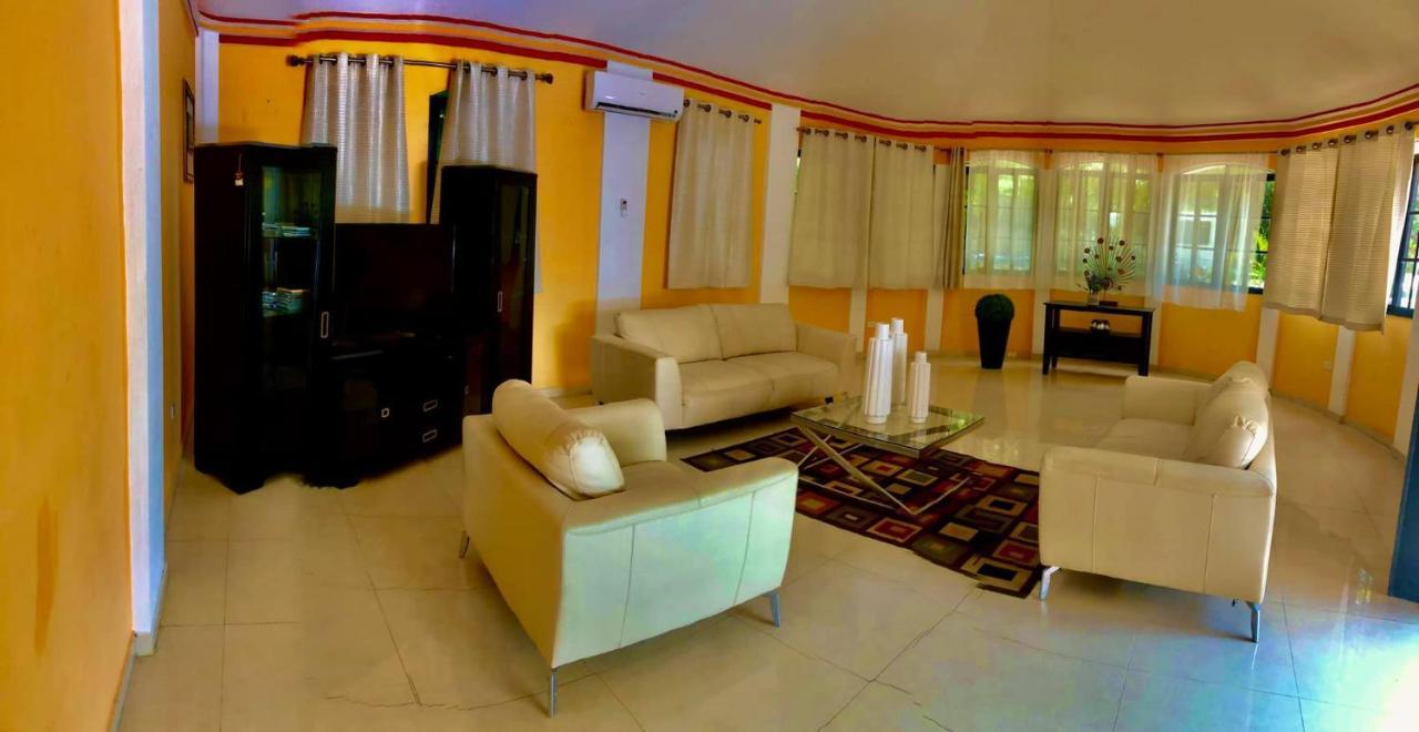Donpee Guest House Leogane Exterior foto
